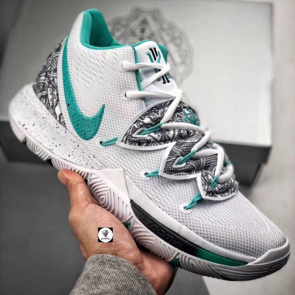 Nike Kyrie 5 Concepts TV PE 3 'IKHET' CI0295 Amazon UK