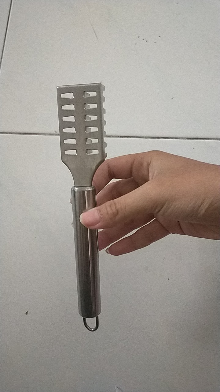 Pisau Kerok Pembersih Alat Serut Sisik Kulit Ikan Bahan Stainlis Tebal