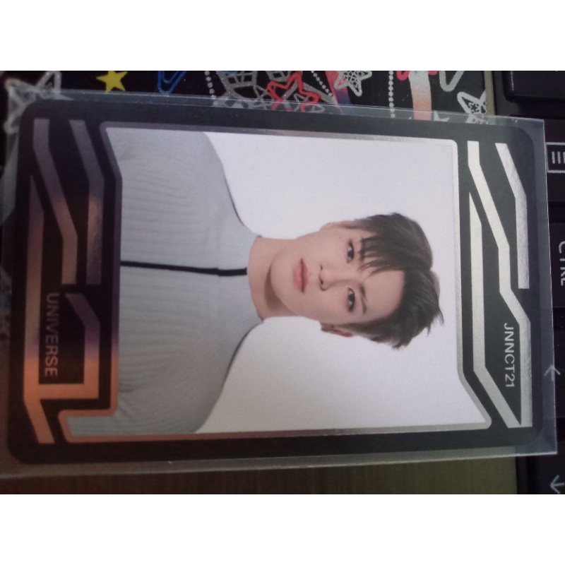 universe card jeno