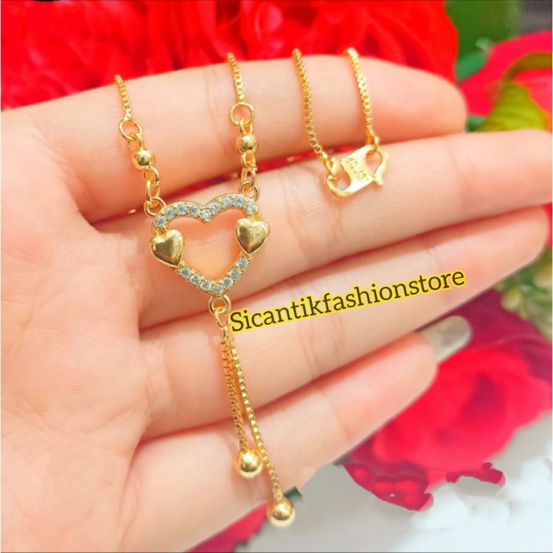 Kalung Titanium Liontin Love Gold Fashion Wanita Terlaris Anti Karat Liontin Love Perhiasan Wanita