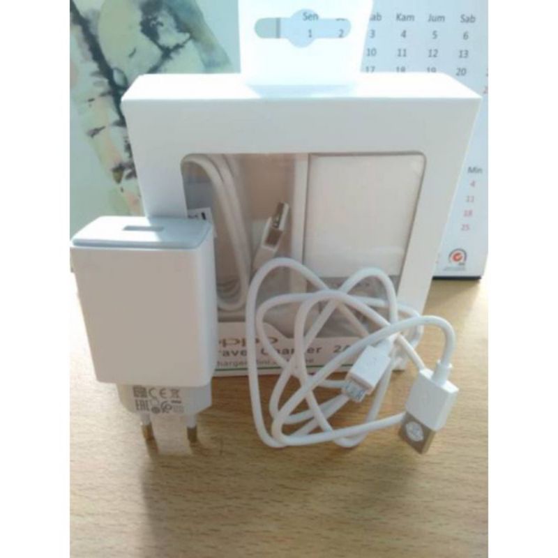 CHARGER OPPO ORIGINAL FASTCHARGING 5V-2A CHARGER OPPO  F7 F5 F1s F1plus f3plus A7 A83 A3s A37