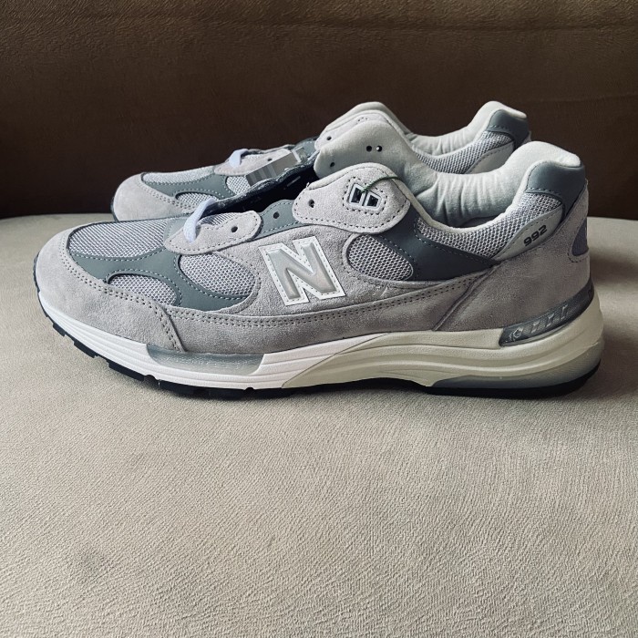 Кроссовки new balance 992