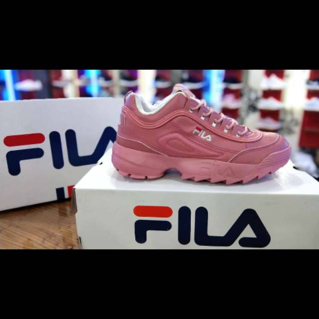 Fila import