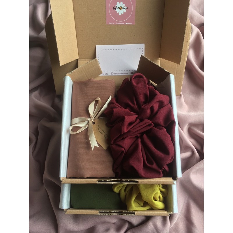 

HAMPERS TERMURAH