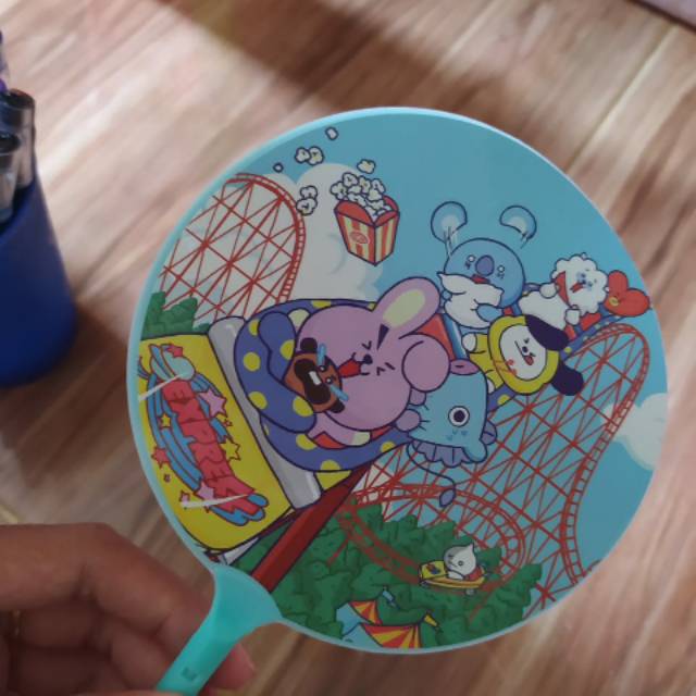 

Pulpen kipas BTS BT21