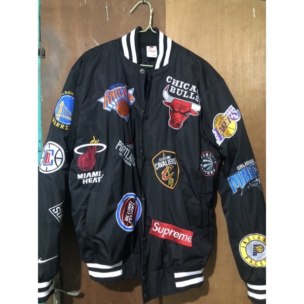 Varsity Nike NBA x Supreme