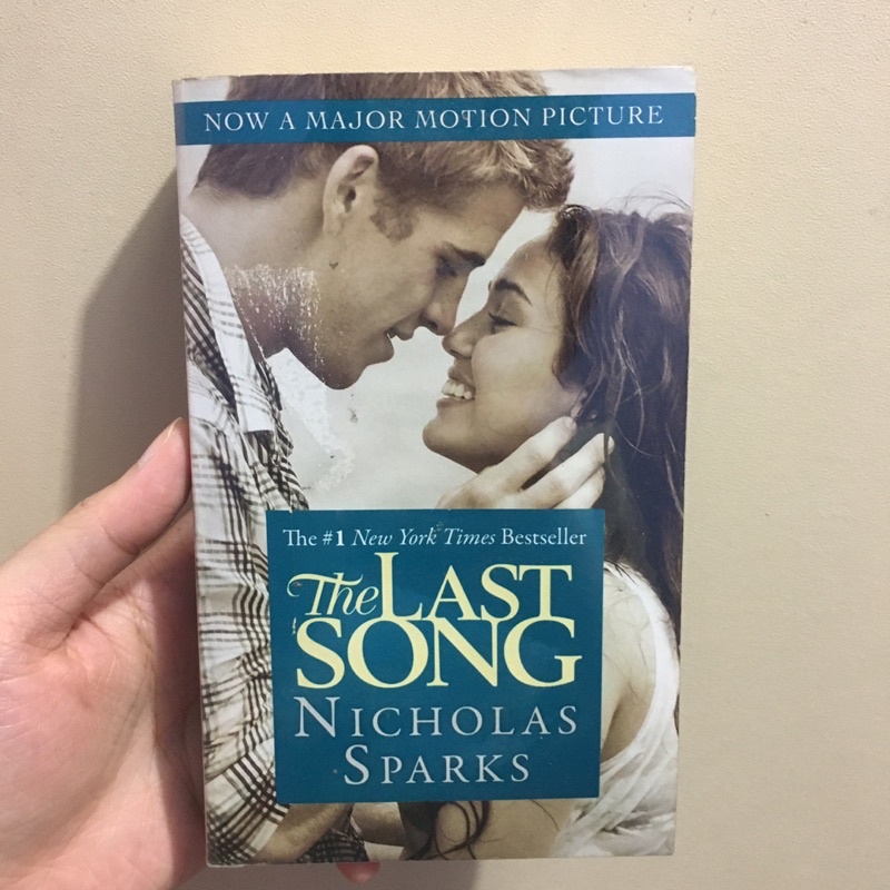 Buku Novel Import Bahasa Inggris The Last Song