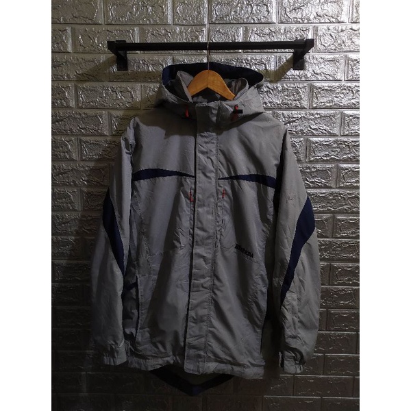 Jaket gunung snow board outdoor size fit XL second