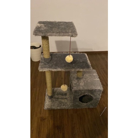 Cat tree cat condo  cat scratcher mainan kucing garukan kucing (Ready)