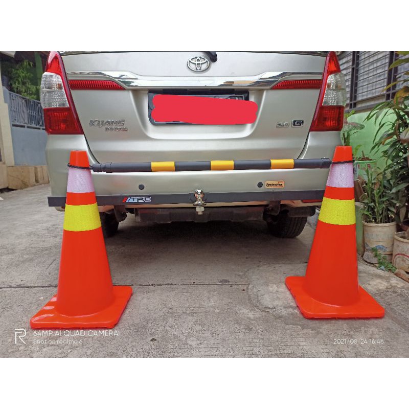 cone kerucut pole/cone bar stik/pembatas kerucut