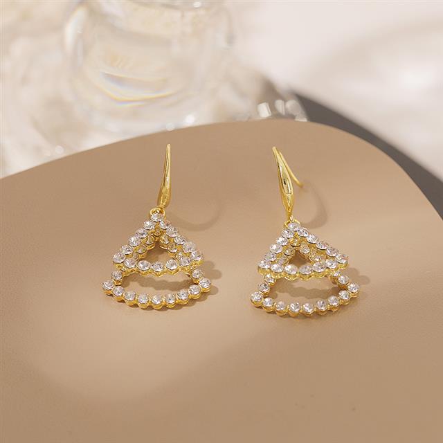 Gaya Korea keren all-match berbentuk kipas diamond-shaped mewah rhinestone 2021new fashion telinga h