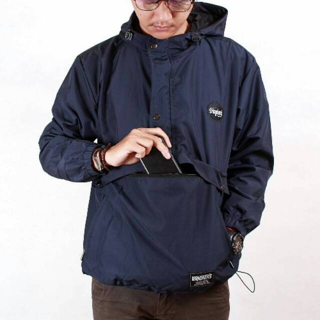 Jaket cagaoule polos warna navy wangkers logo jaket jaman now jaket murah JAKET PRIA WARNA NAVY