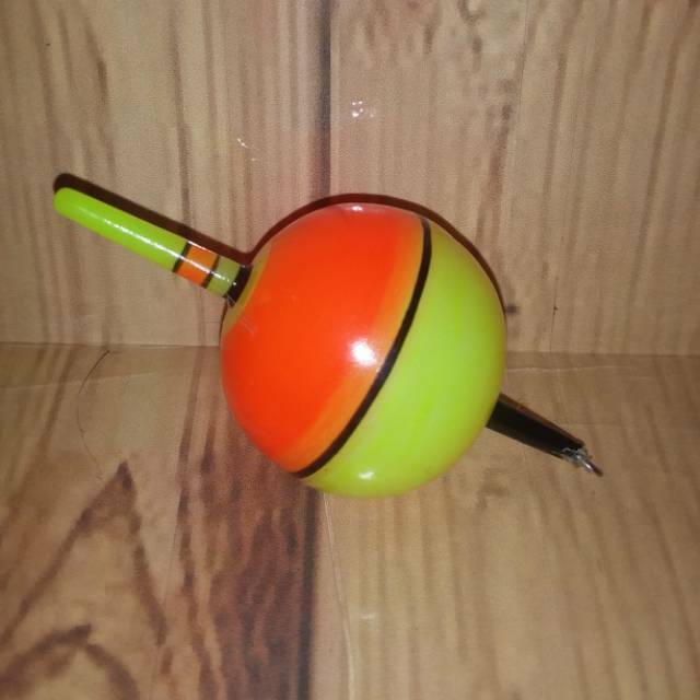 Pelampung pancing plastik besar