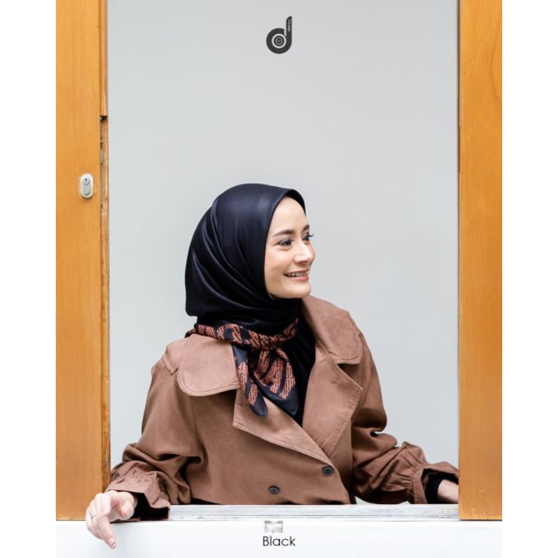 [DEENAY] Paper Black by amarabilqis_