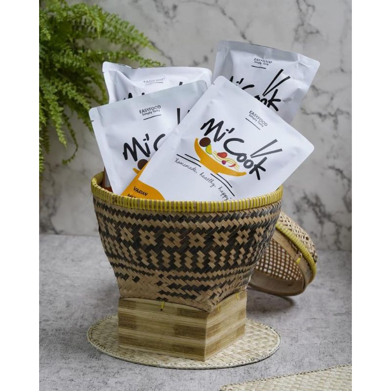 

Micook paket keluarga oleh-oleh bandung