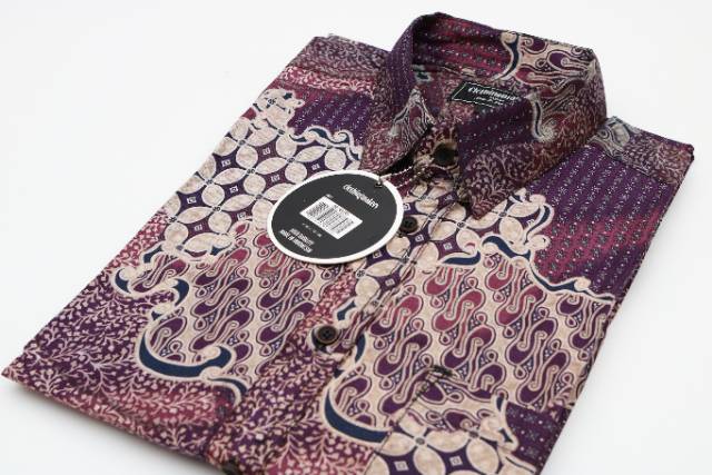 Kemeja batik slimfit lengan panjang premium