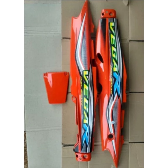 cover body vega r lama warna oren plus striping