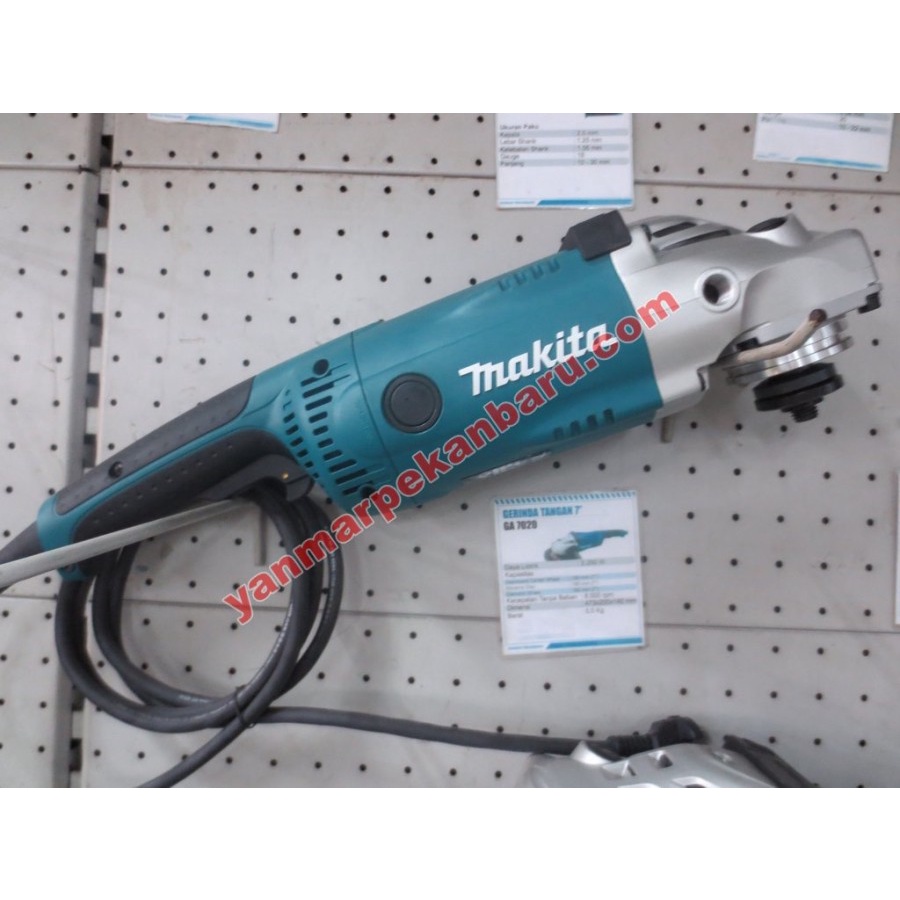 Mesin Gerinda Tangan 7" Makita GA 7020