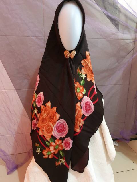 Flash sale Pasmina import /pasmina hijab dewasa segiempat