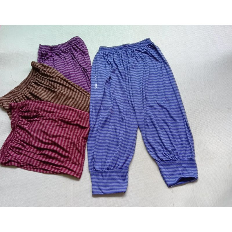 Celana/Celamis 3/4 Alladin Kerut Besar Salur Jumbo