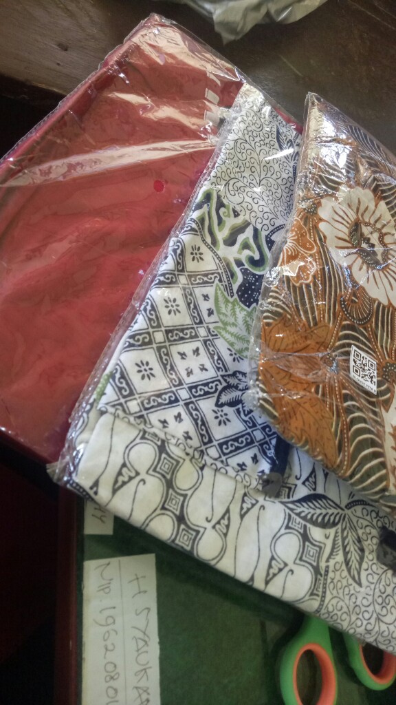 Atasan Batik Dolby Dolbi Dobby Doby Tenun Sutra Tulis Halus Katun Atbm Baron ,sarombit Atasa