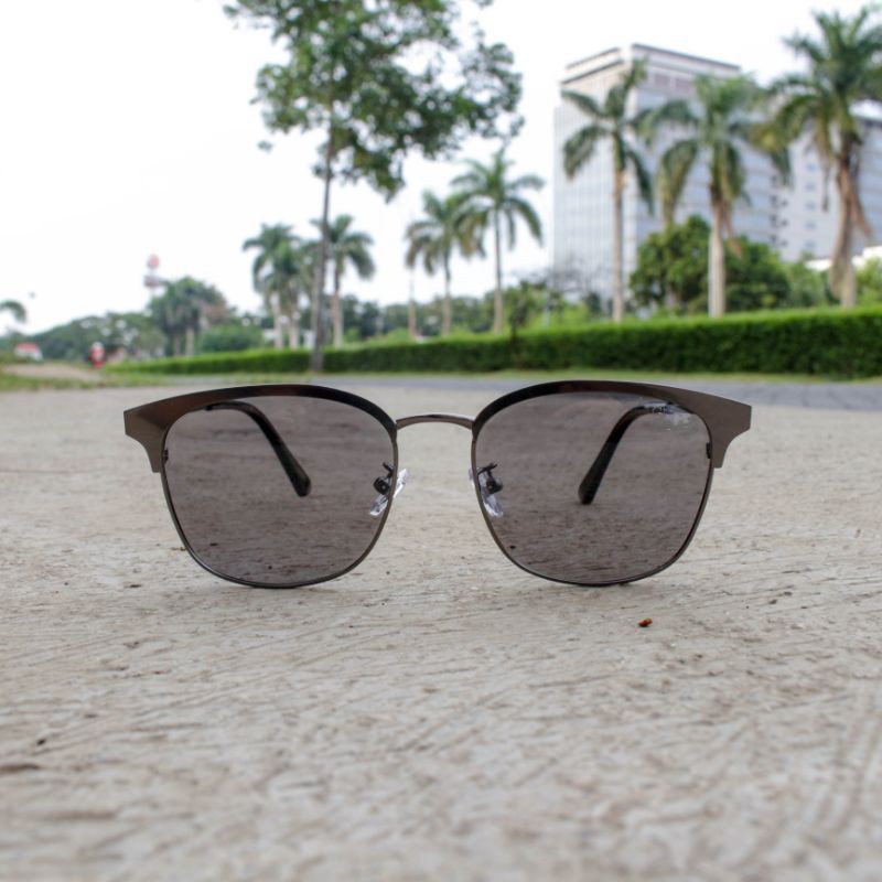 kacamata  ( frame Tanuki  )