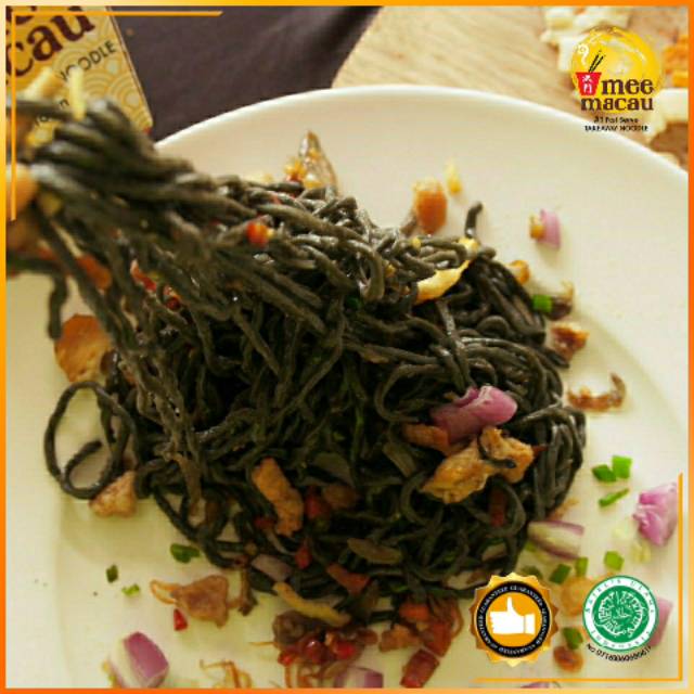 Mie Hitam Charcoal 10 Porsi | Arang Jepang Telor Ayam Kampung Halal | 1 Kg