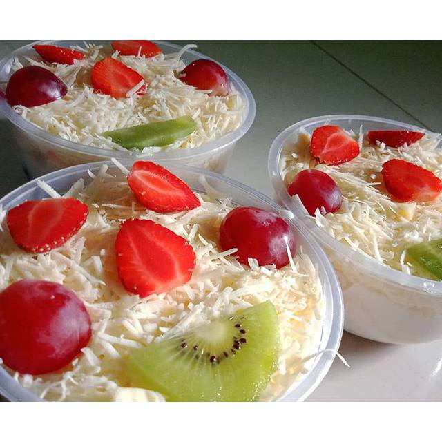 

Salad Buah Rani Toping Keju, Ukuran 400ML