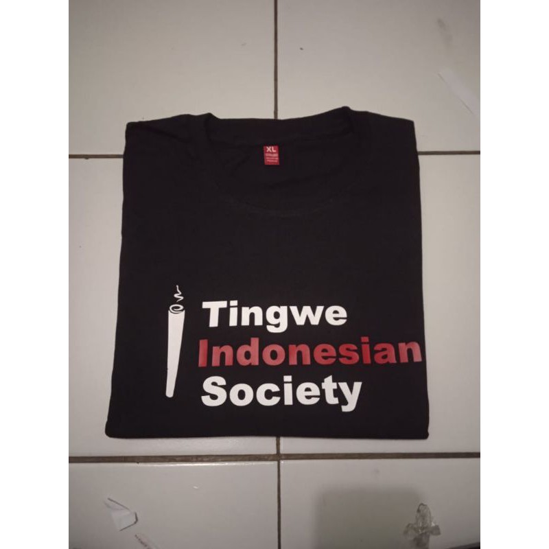 Kaos Distro Kasual Terbaru Ngelinting Tingwe Katun Combed 30s Premium