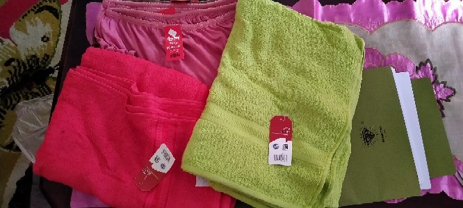 Rc Merah Putih Handuk Mandi 70x135/60x120/50x100 / Handuk Mandi Motif Polos By Terry Palmer