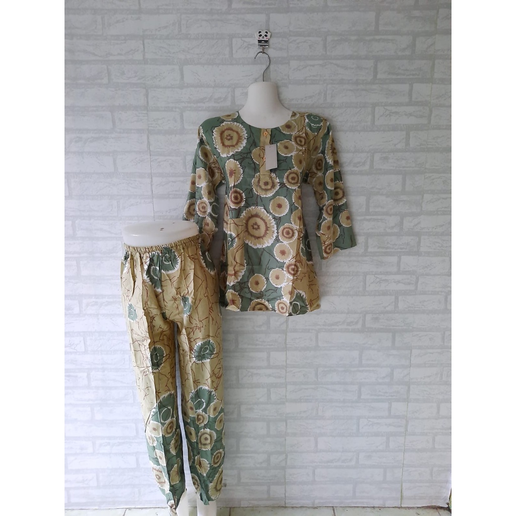 setelan piyama baju tidur batik lengan 3/4 celana panjang