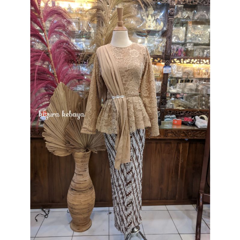 Baju Kebaya Wisuda/Kebaya Modern Atasan-Moca