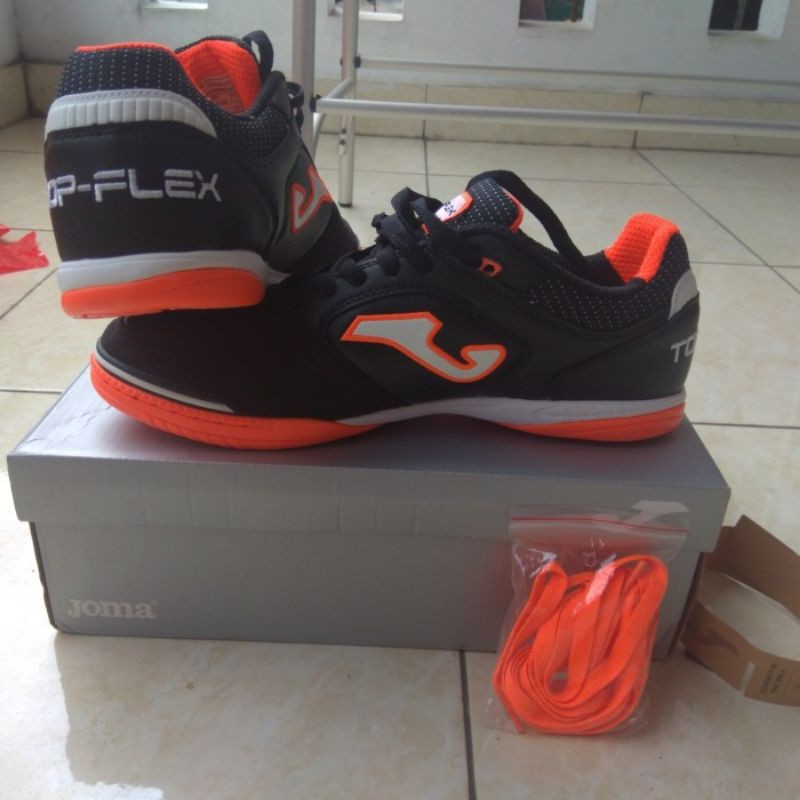 Joma TopFlex Size 42