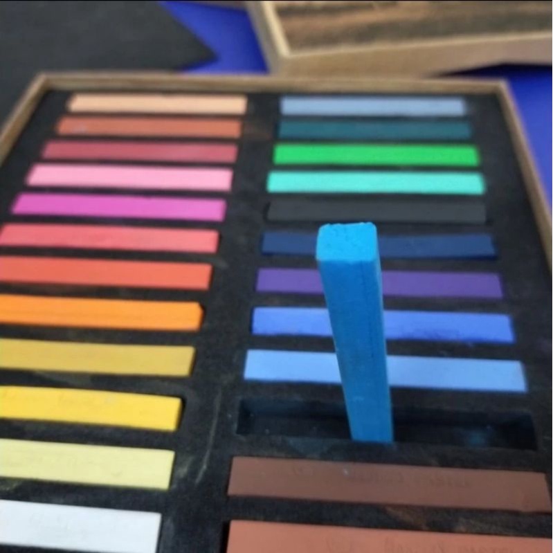 

Maries Masters pastel 24 warna F-2024