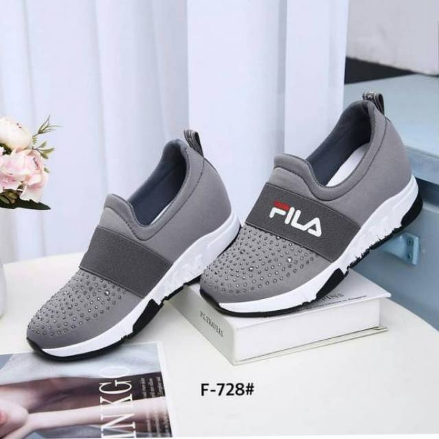 Sepatu Fila wanita/cewek Sepatu Fila mote