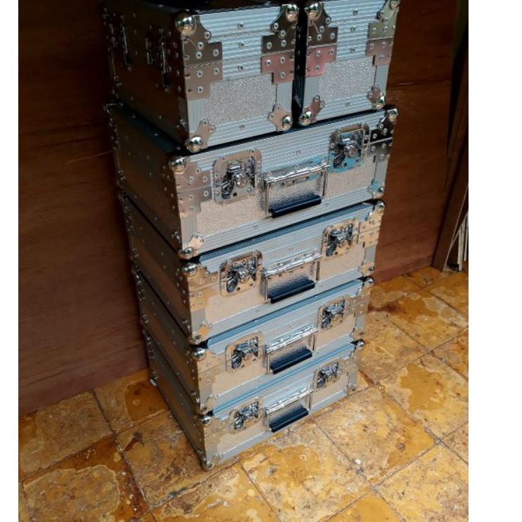 

Grosir Meriah Handle Tempel Hardcase Sedang
