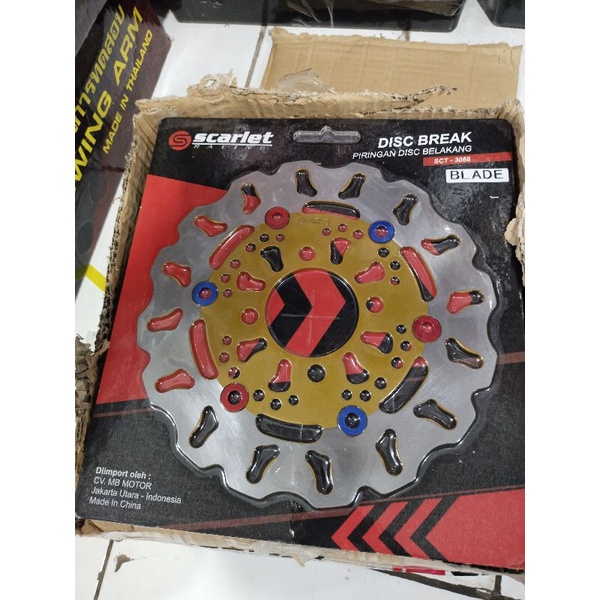 DISC PIRINGAN CAKRAM DEPAN 220MM SCARLET BLADE ,REVO NEW VARIO BEAT SCOOPY 220MM