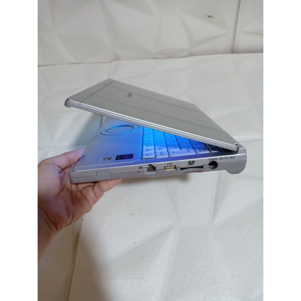 Laptop Panasonic CF-NX4 core i3 5010U @2.10ghz ram 4gb hardisk 320gb