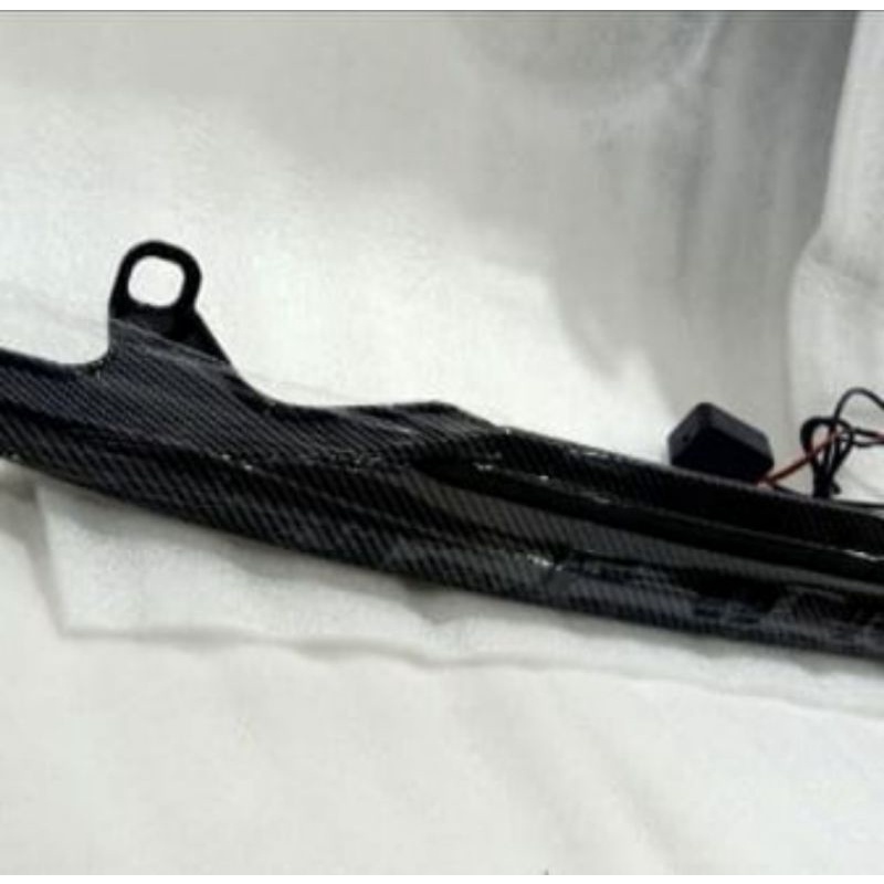 trunklid LED Fortuner 2016-2021 carbon