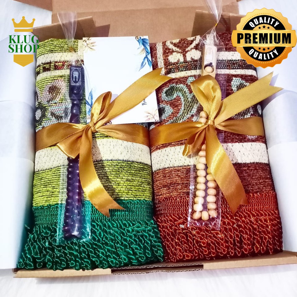 

Kado Pernikahan free box PAKET A SAJADAH PREMIUM/ Hadiah anniversary / hadiah pernikahan / hampers pernikahan / kado pacar