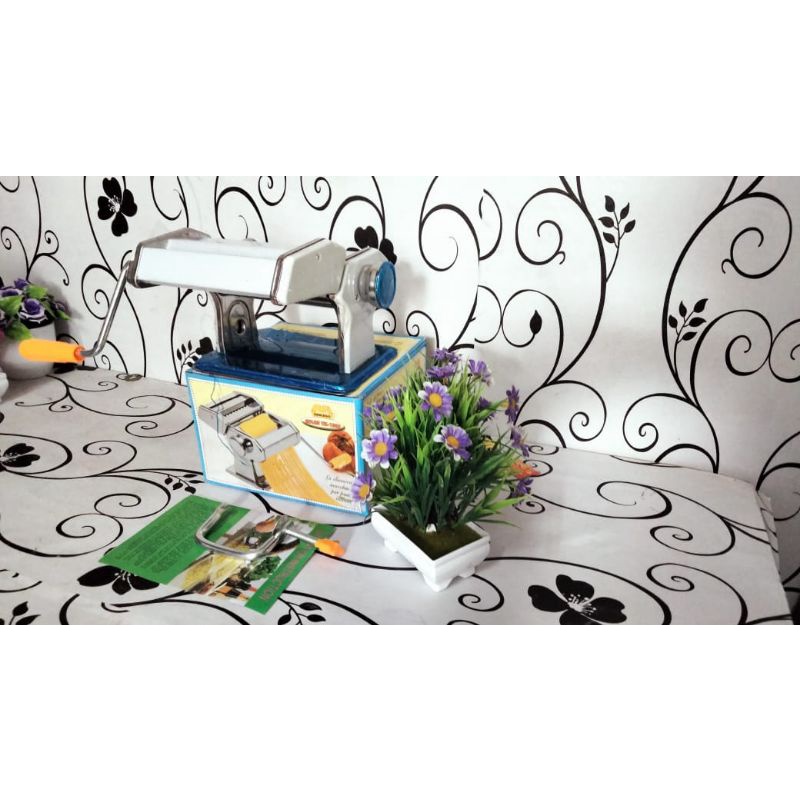 Ampia/ Pasta Maker/ Pembuat Mie Bahan stainless merk atlas