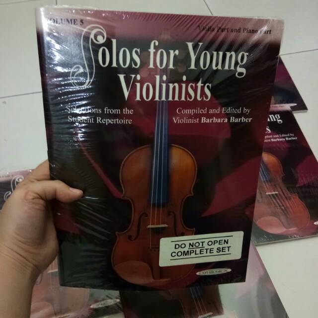 Volume 5 Solos for Young Violinists buku biola by Barbara Barber