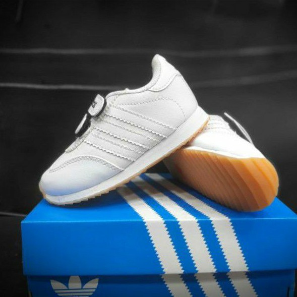 SEPATU ANAK ADIDAS PEREKAT PUTIH ANAK SEKOLAH COWOK CEWEK