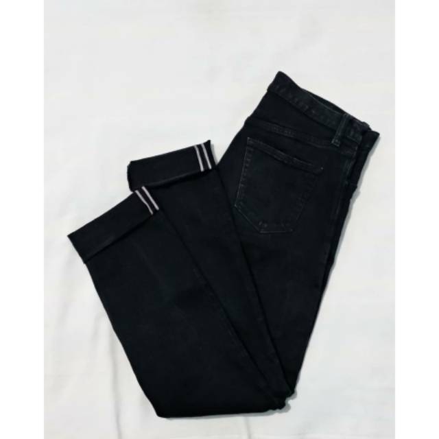 uniqlo selvedge black