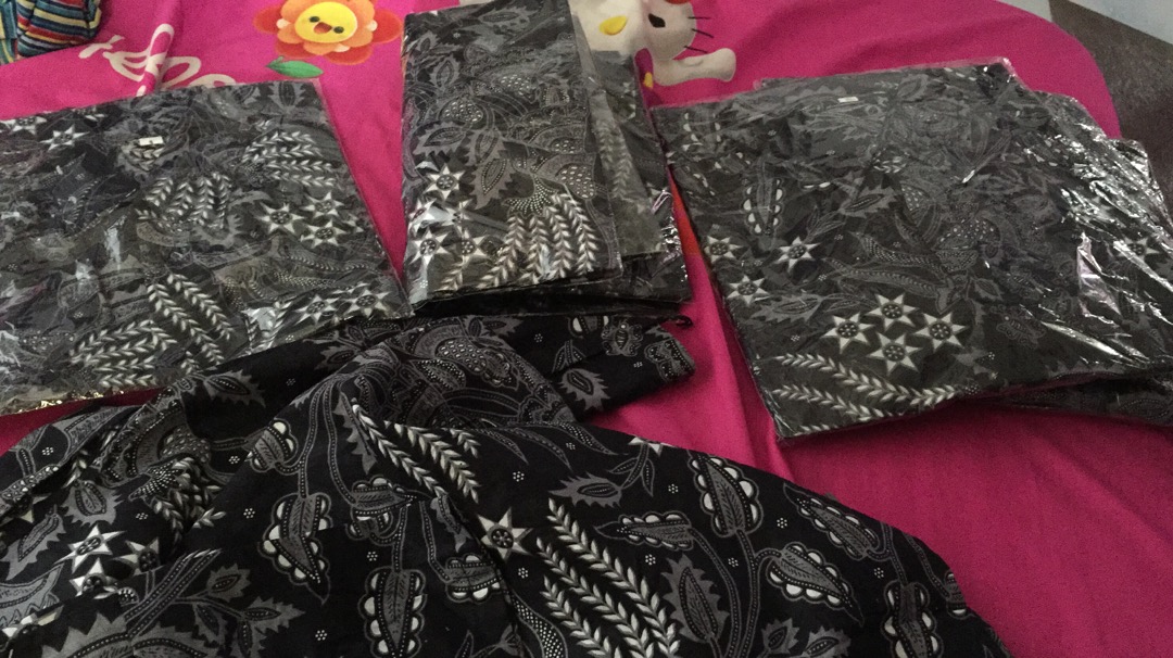 Batik Couple Keluarga Sania Ruffle Ori Ndoro Jowi Dnt Motif Manggar Abu