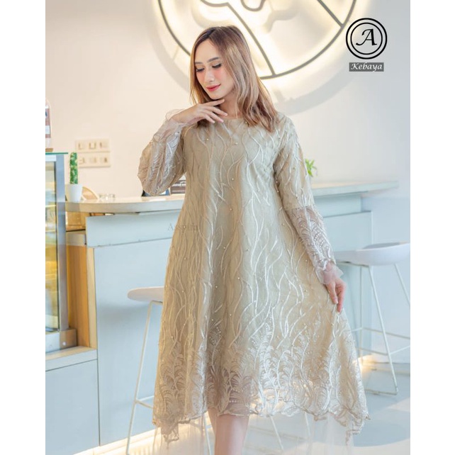 Dress Kondangan Modern Midi Dress kebaya Tunangan Bahan Tulle Bordir premium