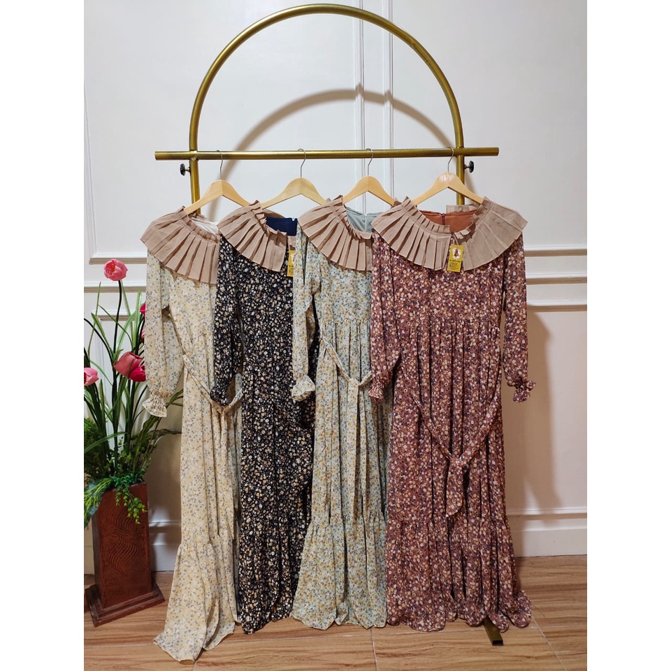 DRESS ASYILLA by YUNA