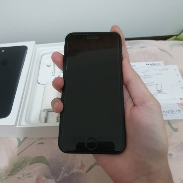 Iphone 7 128GB matte black original ibox good condition COD BANDUNG