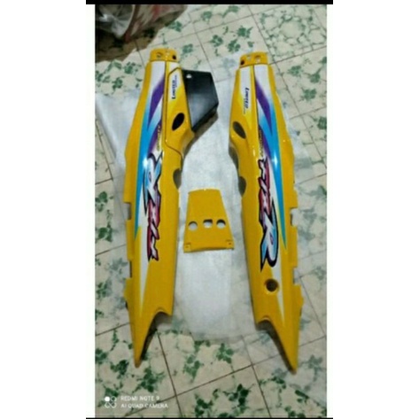cover bodi fiz r kuning set tutup aki stiker