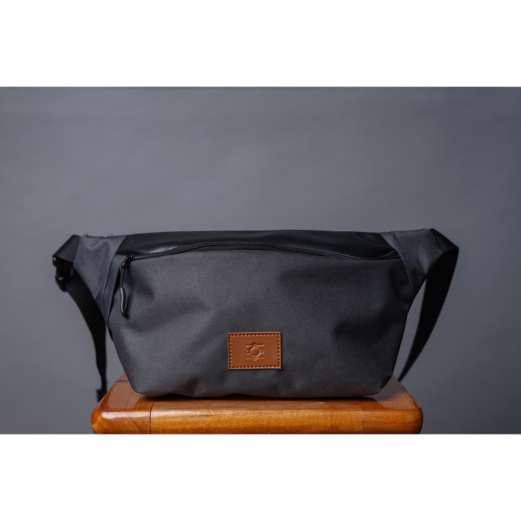 Tas Pinggang Selempang Waist Bag SAUTARA DIONE Unisex